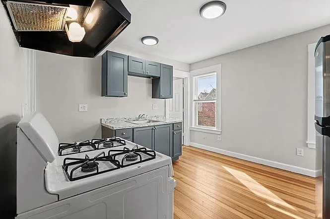 40 Ripley Rd #2 — Photo 4