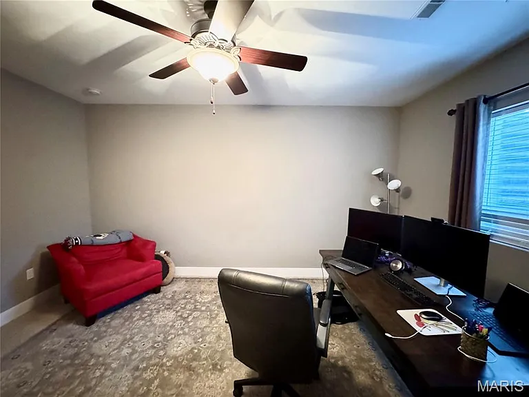 501 Lake Vista Way — Photo 17