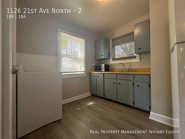 1126 21st Ave N #2 — Photo 14