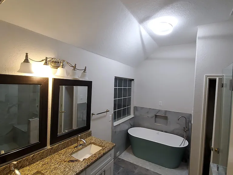 Master Bath
