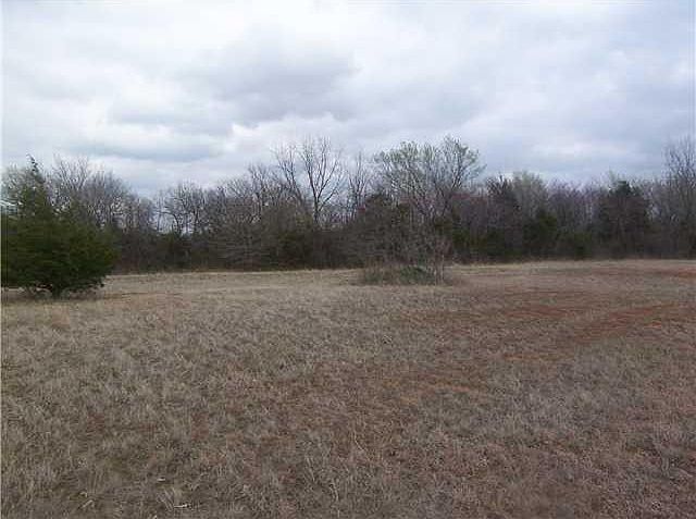 2nd image of 4701 Highland Lake Dr #2