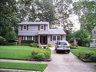 1st image of 19 Apple Tree Dr