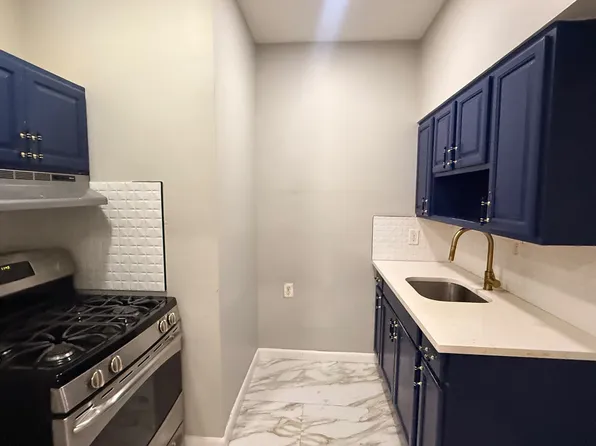 137 Wade St #21E, Jersey City, NJ 07305