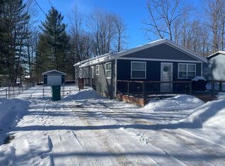 210 Widdis Dr, Prudenville, MI