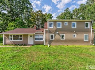 122 Woodland Rd, Piscataway, NJ 08854