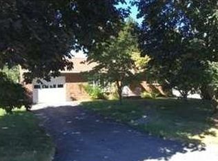 40 Ryan Ave, Tamaqua, PA 18252