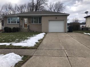 232 Claudette Ct, Depew, NY 14043