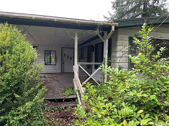 2nd image of 17346 Mima Acres Dr SE