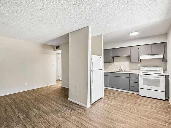4th image of 21450 N 23rd Ave APT 116