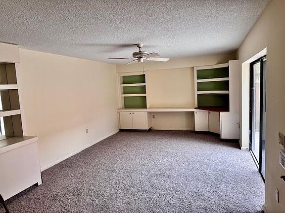 4th image of 217 Live Oak Lane