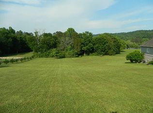 205 Montgomery View Dr, Harriman, TN 37748