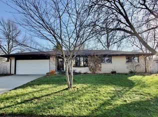 1107 Valentine Dr, Normal, IL 61761