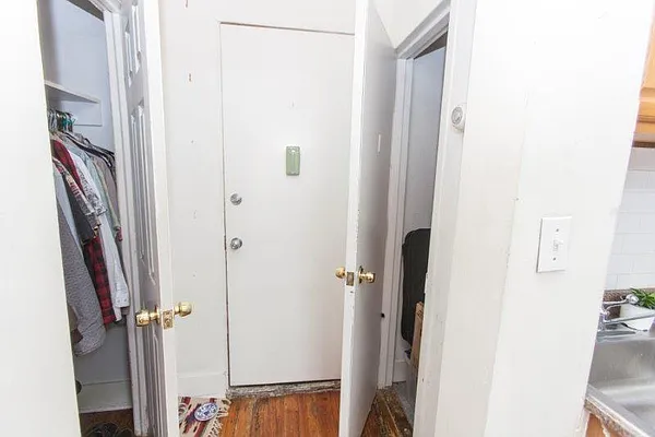 Rented by Nooklyn NYC LLC | media 59