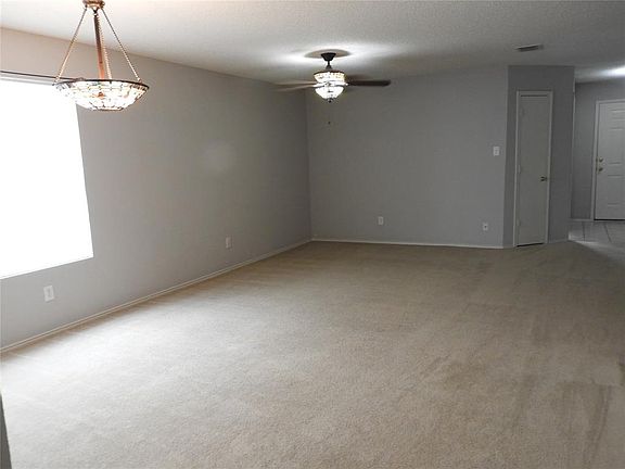 5th image of 2504 Shady Grove Ln
