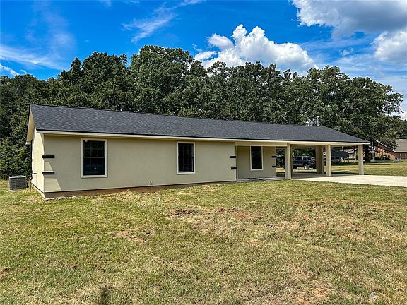 3rd image of 3206 Seminole Dr