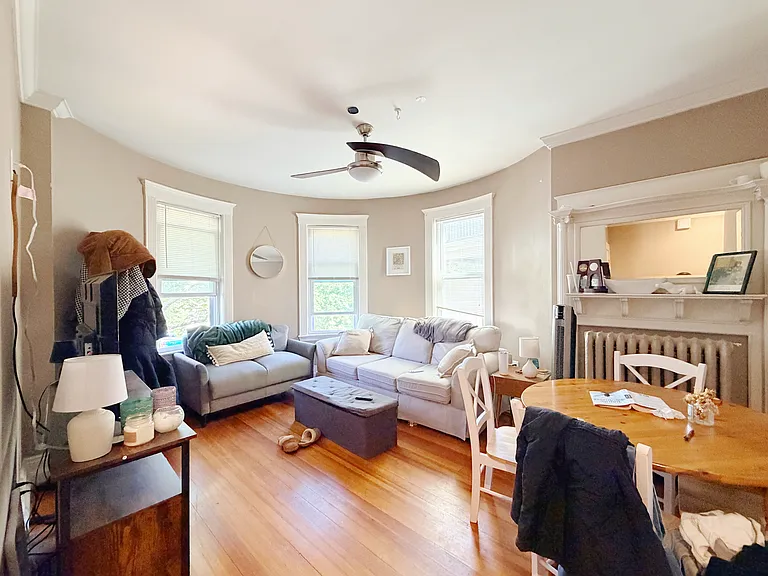 17 Pleasant St #2 — Photo 5