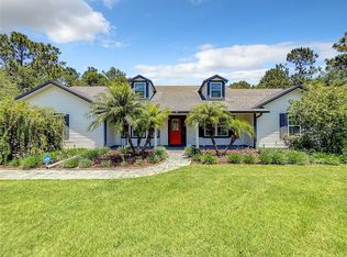 224 Winding River Ln, Geneva, FL 32732