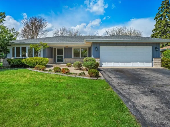 662 Orchard Ct, Roselle, IL 60172