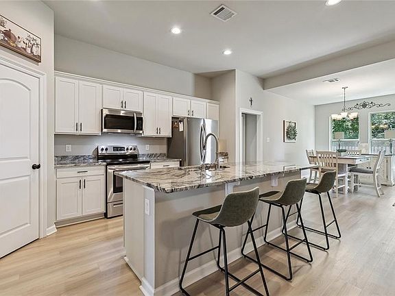 5th image of 41498 Dothan Pl