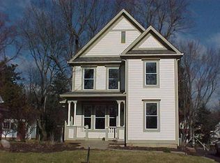 520 Hawthorne St, Zionsville, IN 46077