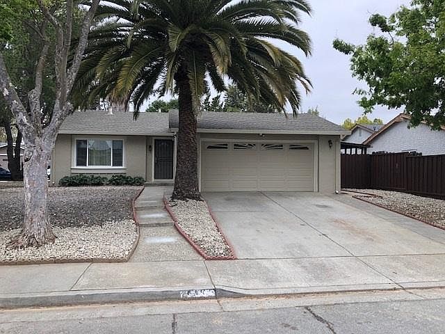 1st image of 1495 Bluebonnet Way
