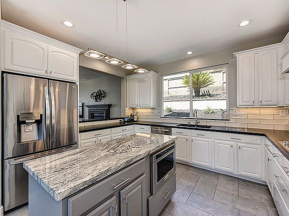5th image of 1573 Terracina Dr
