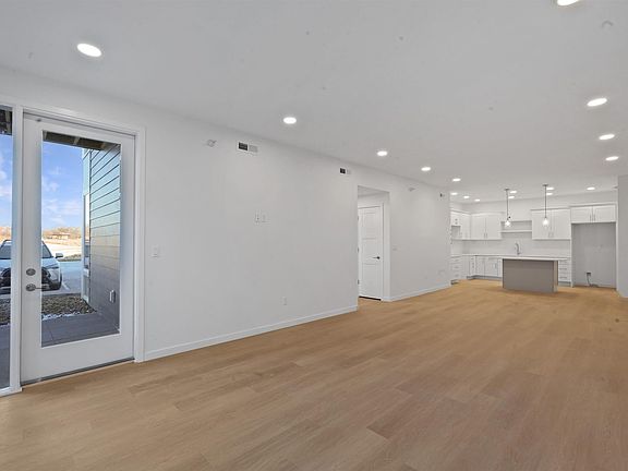 3rd image of 4015 Cedar Heights Dr #3