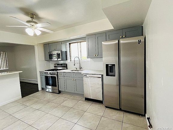3rd image of 6654 Selfridge St APT 3