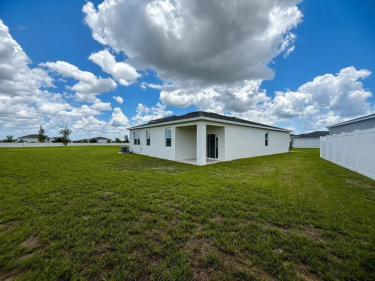 1306 Normandy Dr — Photo 29