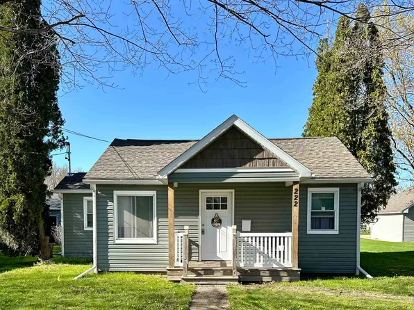 222 W McNeil St, Corunna, MI 48817