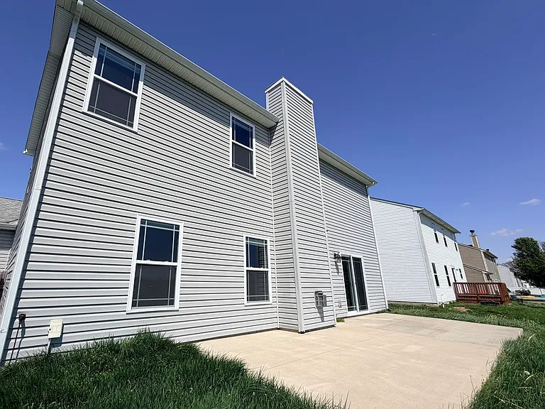 357 Indigo St — Photo 36