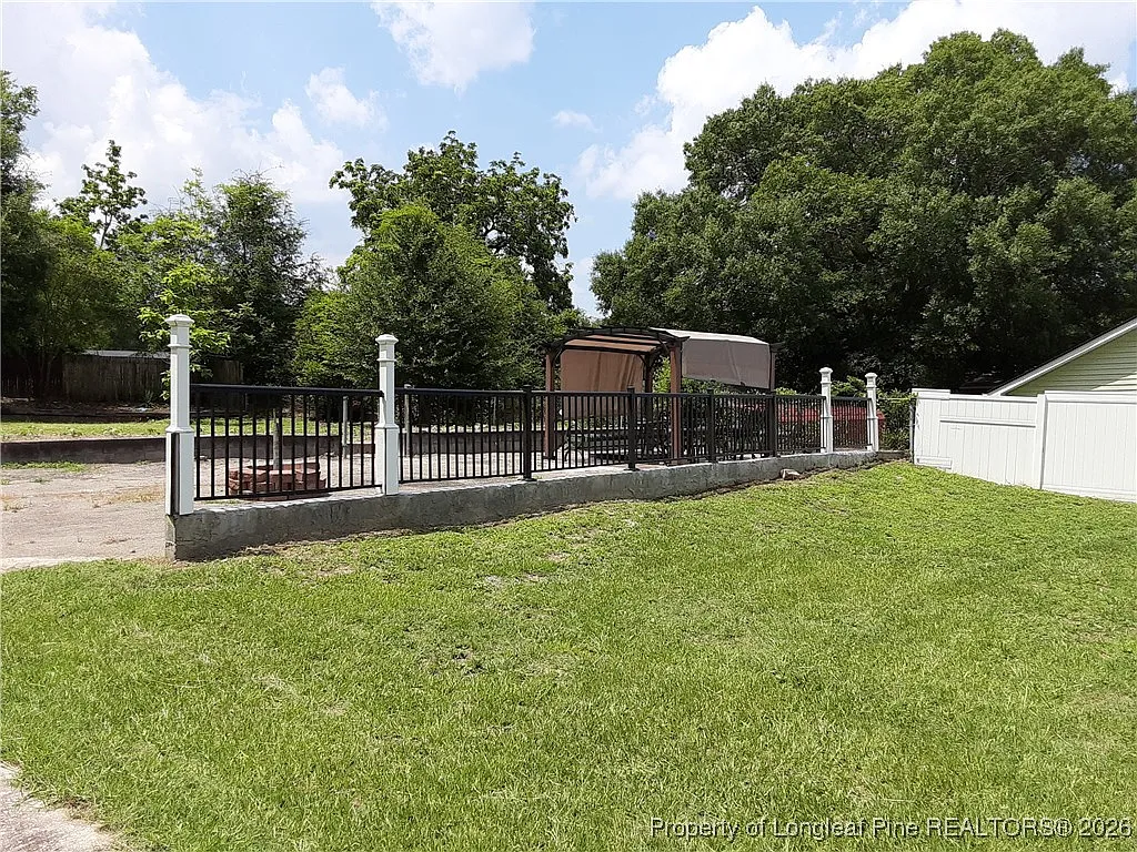 Building Photo - 1508 Gillespie St