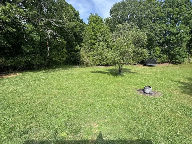 105 Larkins Dr — Photo 26