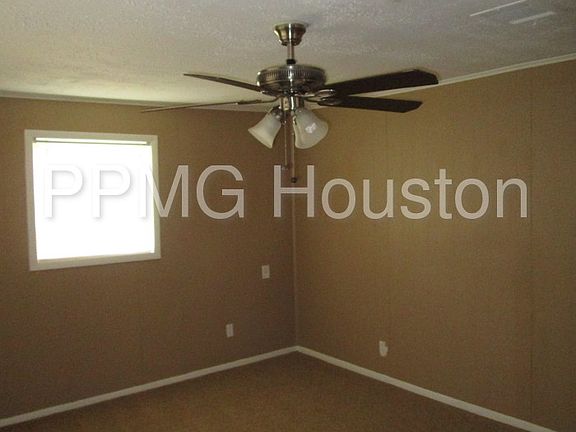 5th image of 6103 Moss Oaks Dr