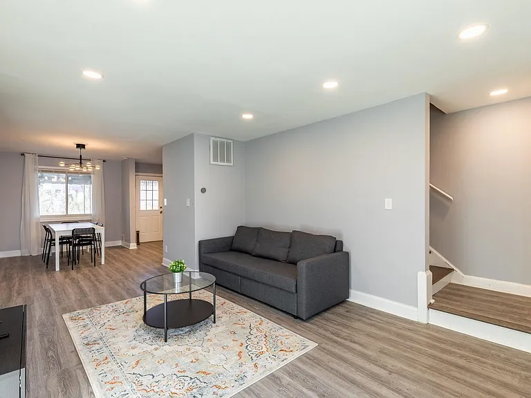 1482 Bangor St SE — Photo 6