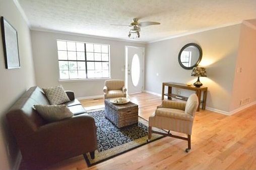 2nd image of 3881 Erica Cir