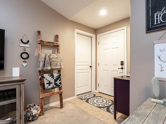 5th image of 6409 Pacific Pines Dr