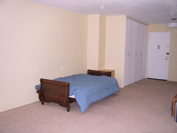 5th image of 5800 Arlington Ave APT 2O