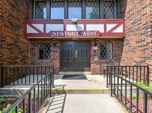 5253 North Lovers Ln ROAD #223, Milwaukee, WI 53225