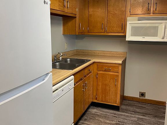 2nd image of 708 Green Feather Ct #1