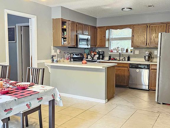 5th image of 3354 Shoal Creek Cv
