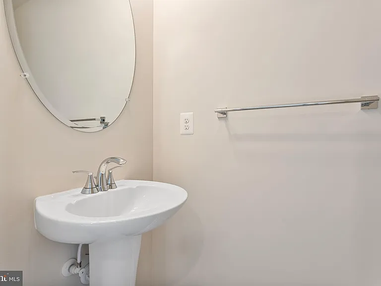 7249 Mountaineer Dr — Photo 26