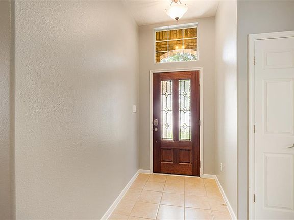 4th image of 8335 Sierra Dawn Dr