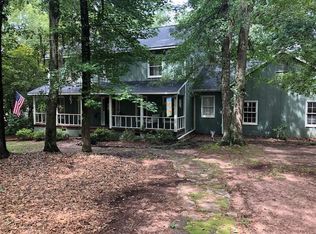 406 Overlook Dr, Montezuma, GA 31063