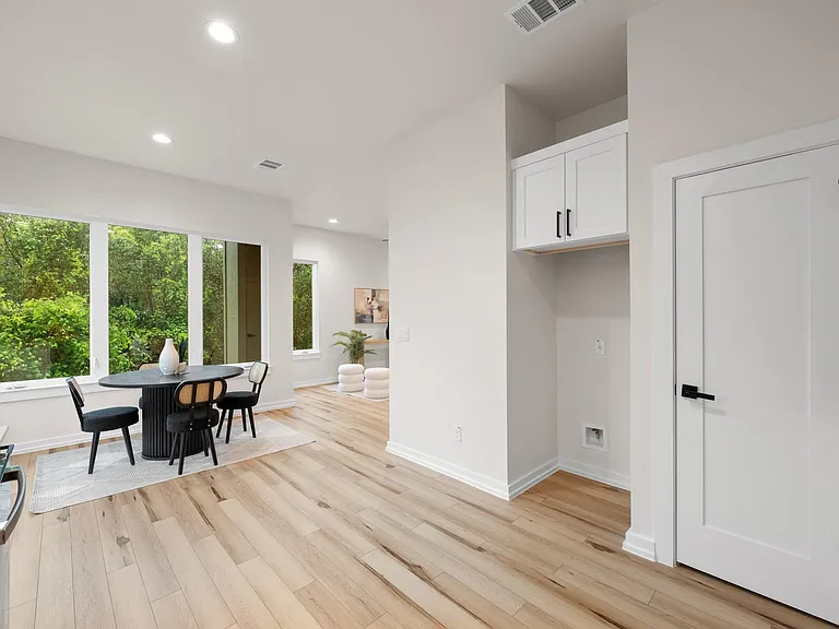 2309 Montopolis Dr #7 — Photo 12