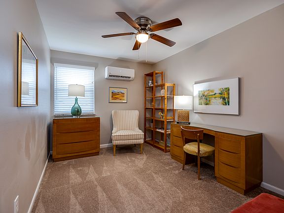 5th image of 827 Wilmington Ave APT 6