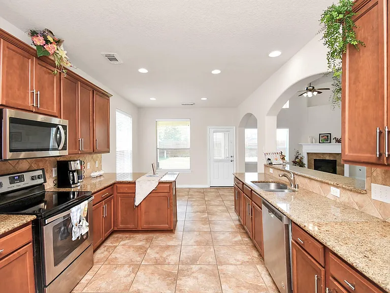 8627 Sweet Pasture Dr — Photo 6