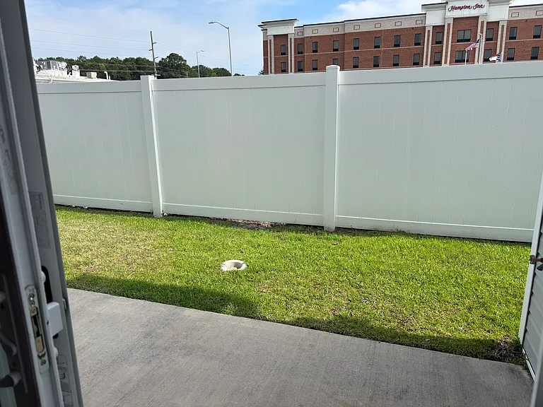 606 Windsurfing Ln — Photo 31