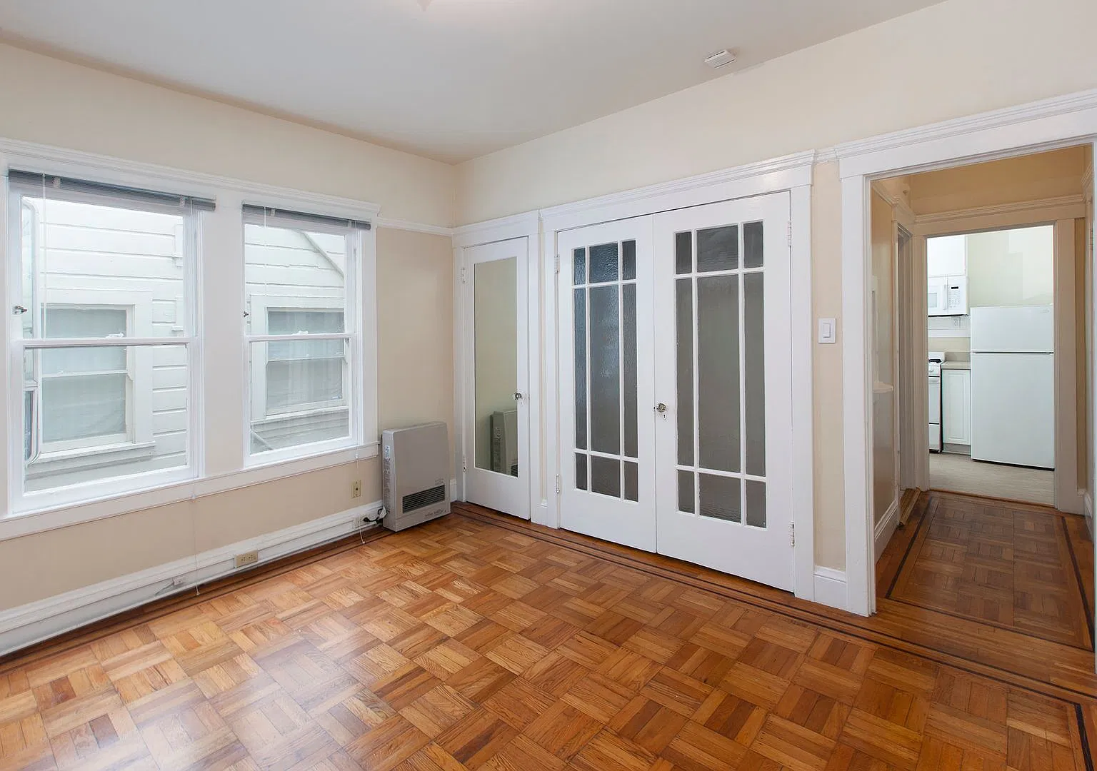 2563 Clay Street (1122r) — Photo 1
