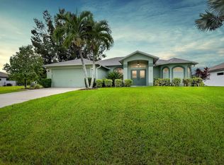 1414 SW 4th Ct, Cape Coral, FL 33991
